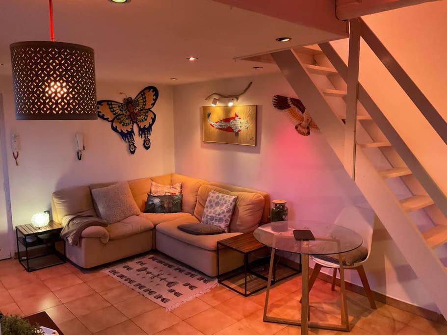 1 Chb, Calme, Lumineux, Clim, Terrasse Appartement